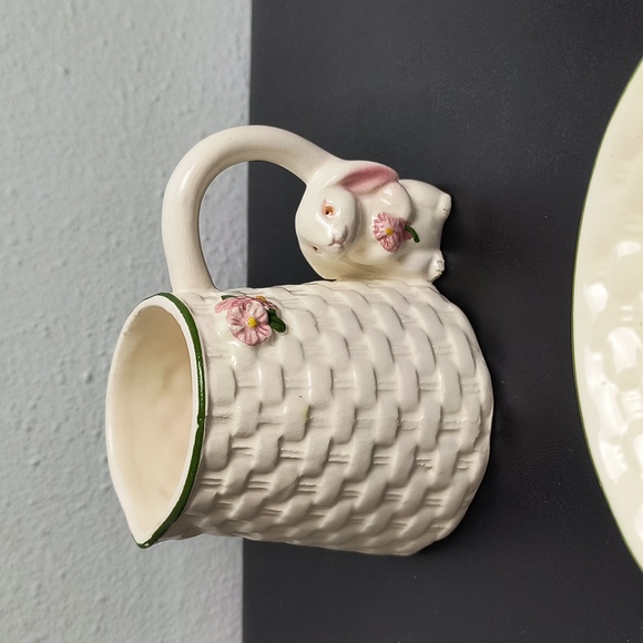 Avon Easter Bunny Set Of 4 Pcs Ceramic Decor - Picture 17 of 17